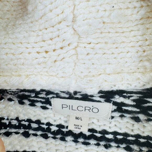 Pilcro Black and Cream Patterned Sweater - Picture 4 of 10